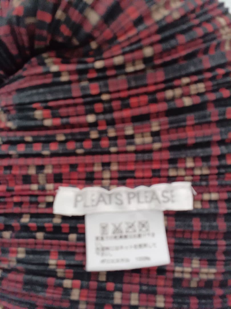 プリーツプリーズISSEY MIYAKEノースリーブトップスサイズ3