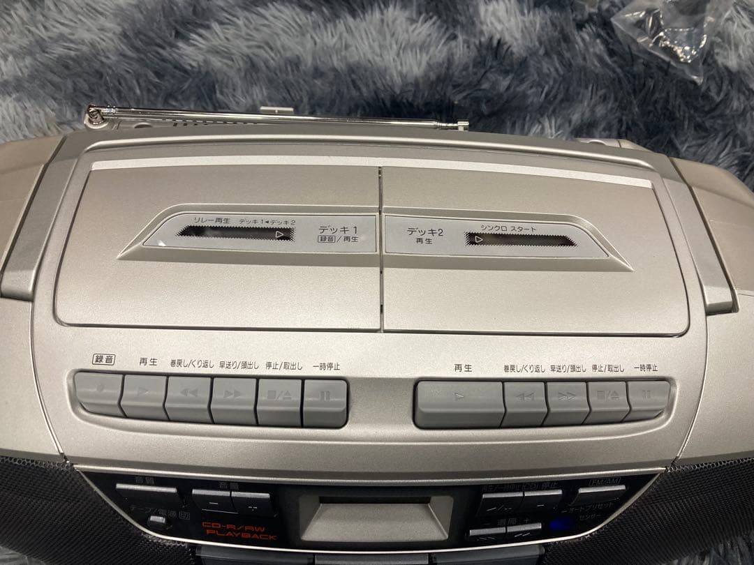 パナソニックCDラジオカセットシルバーRX-DT36-S