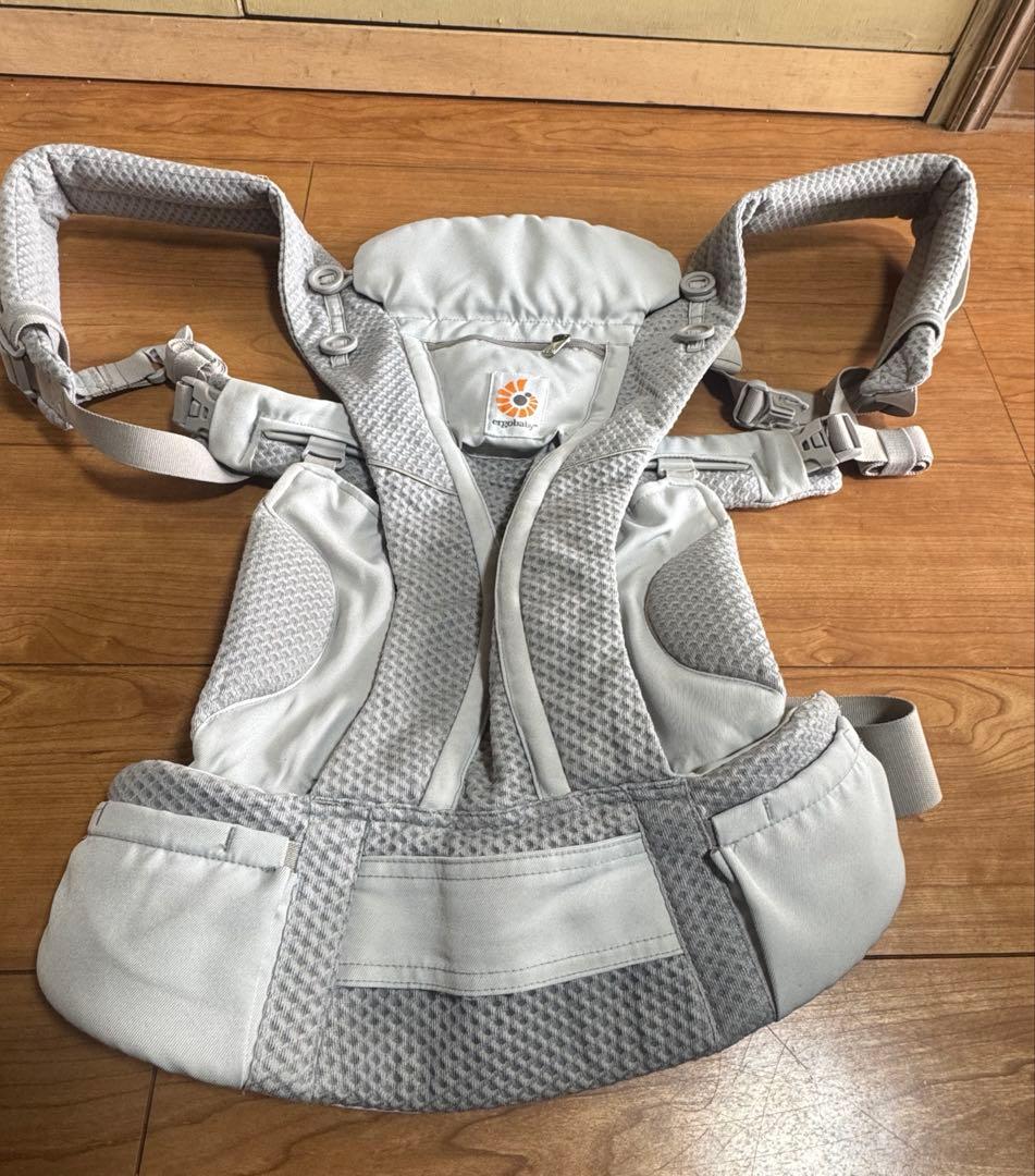 エルゴベビー　 抱っこ紐　オムニブリーズ　パールグレイ