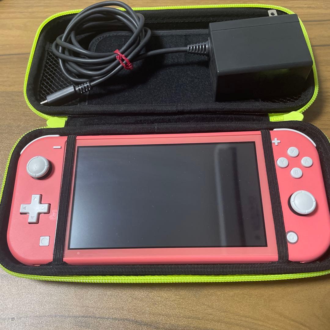 Nintendo Switch Lite ピンク 本体 + 充電器＋ケース付き