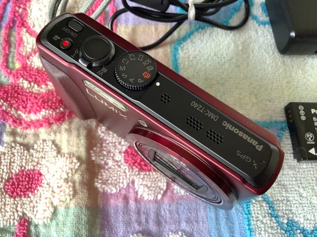 美品 Panasonic デジタルカメラDMC-TZ40-R Wi-Fi GPS