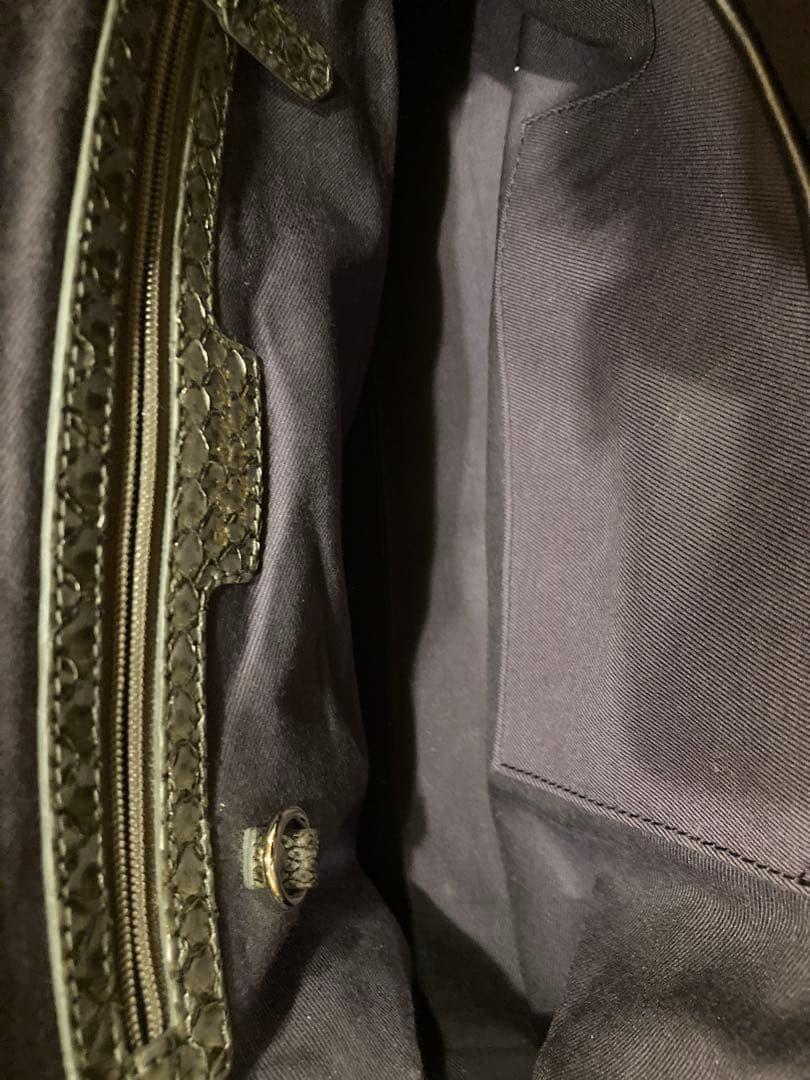 【超美品】ブルガリ パイソン バッグ　ストラップ、シリアルナンバー保存袋付き