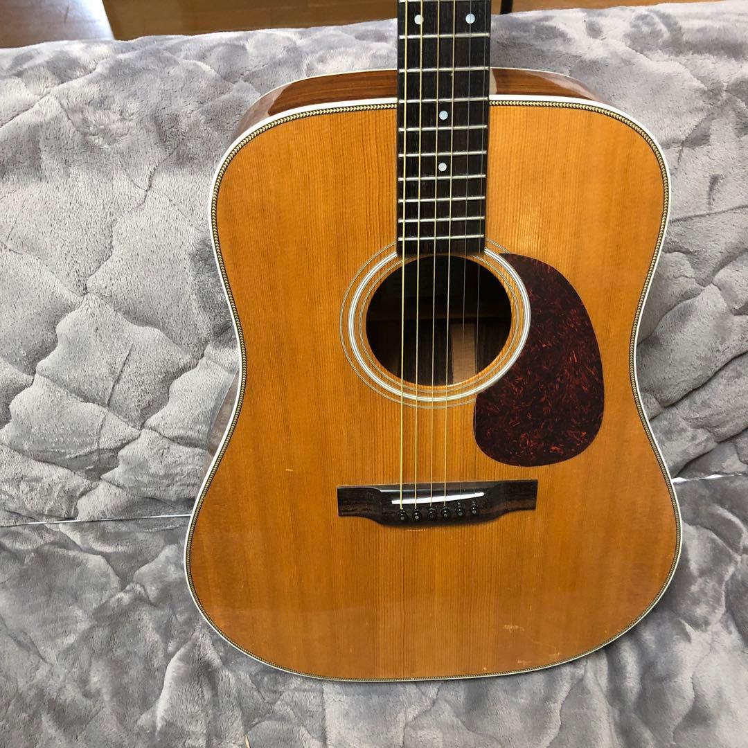 2009年製kヤイリYWー５００Ｒの出品です。