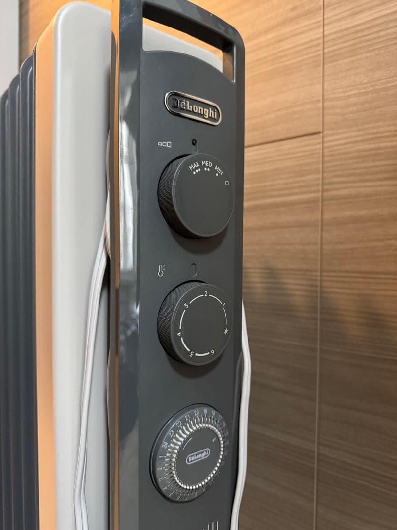 デロンギ　RHJ21F0812-GY オイルヒーター