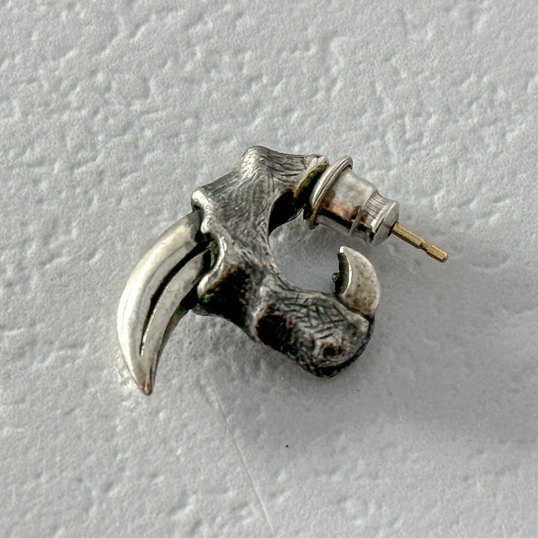 Bloody Mary　クロー　スタッド　ピアス　ポストK18　シルバー　925