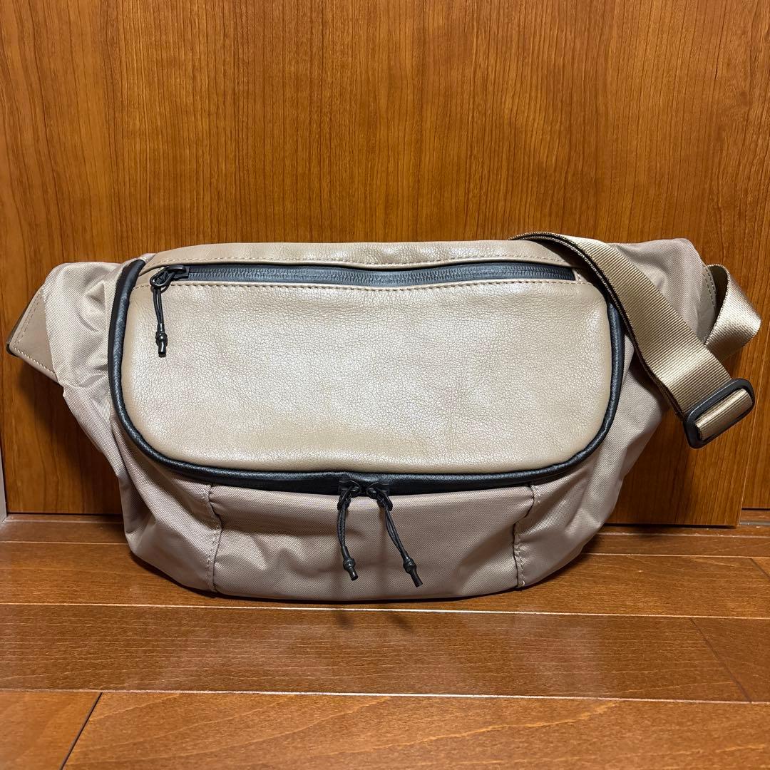 【BURLAPOUTFITTER×ear】レザーフラップジップショルダーバッグ