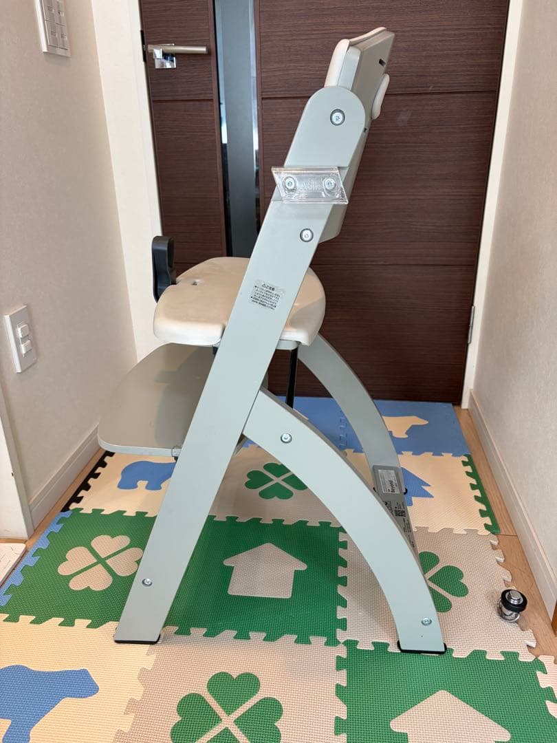 beyond junior ビヨンドジュニア ハイチェア