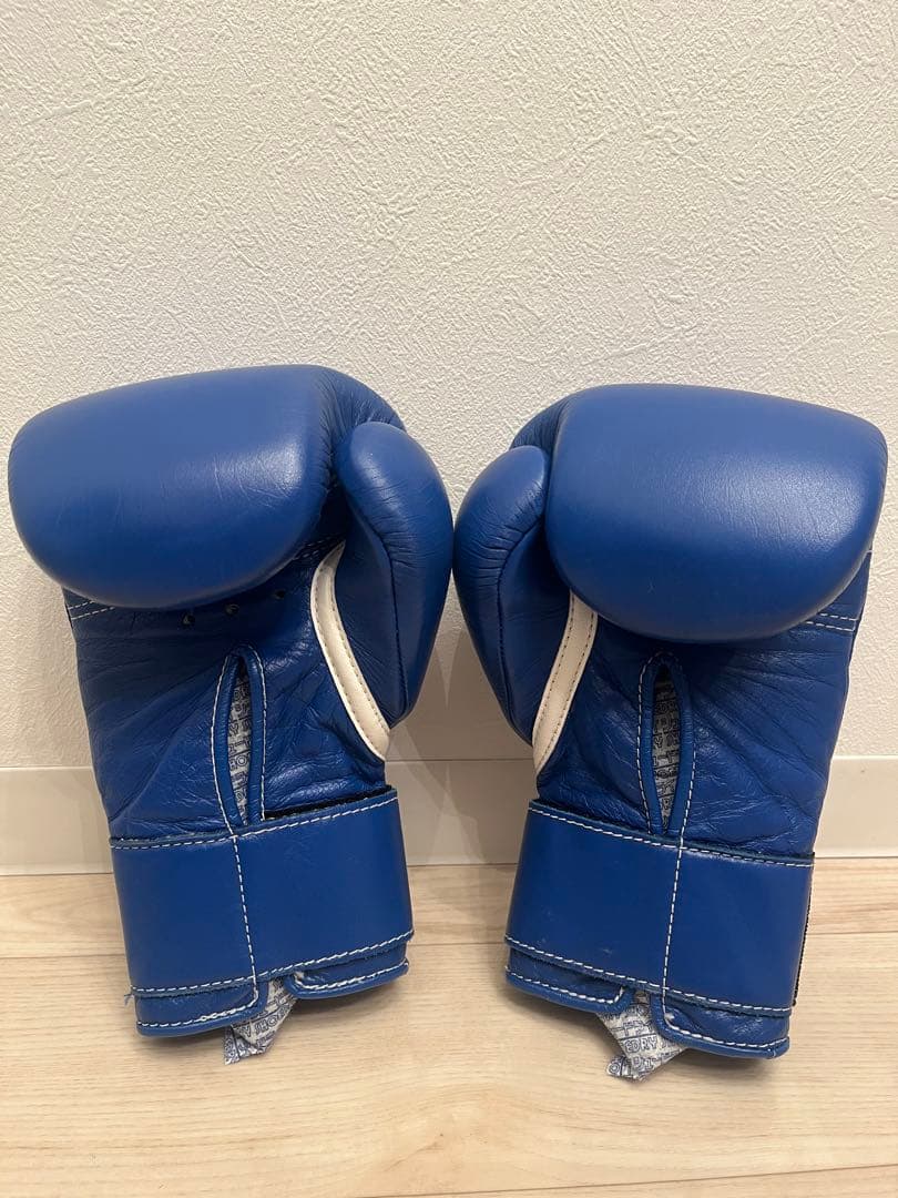 お年玉セール！！Winning ボクシンググローブ 青　8 oz