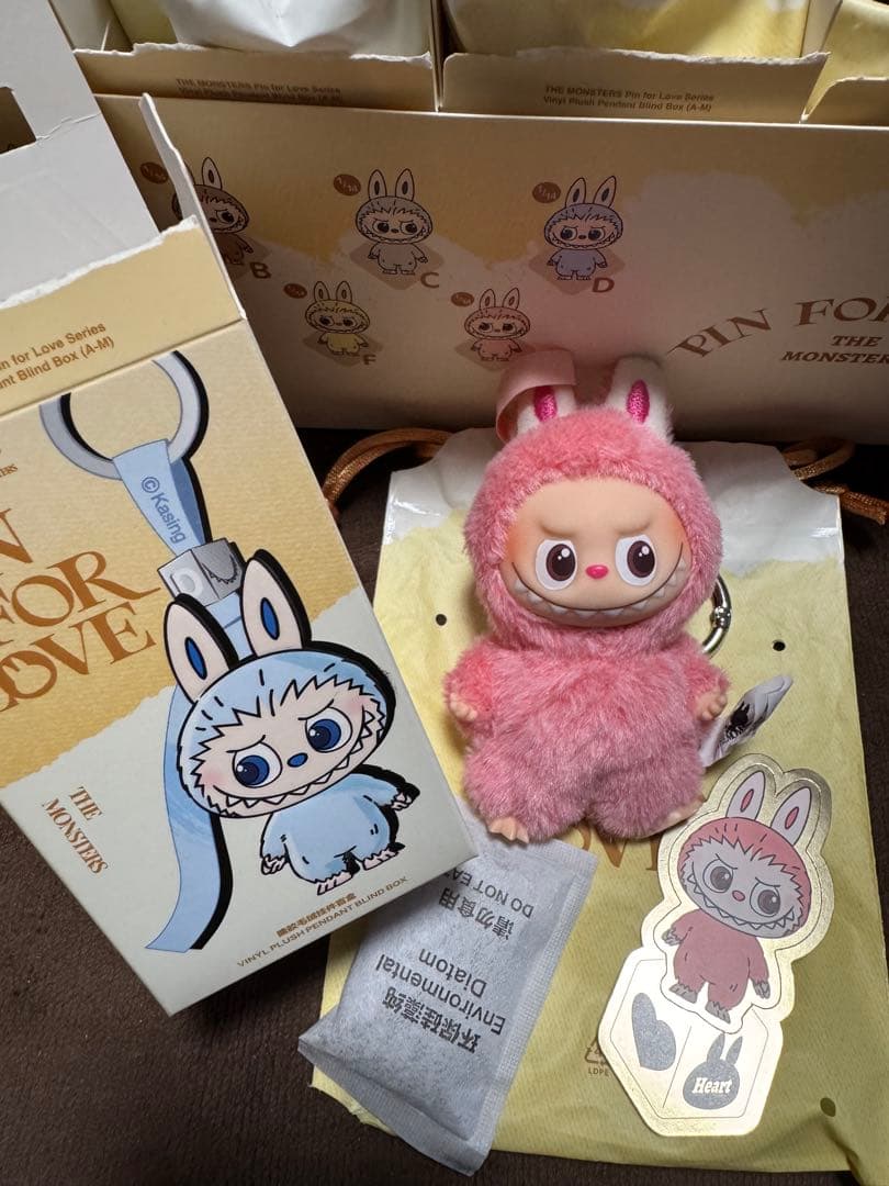 POP MART イニシャルラブブシークレット♡