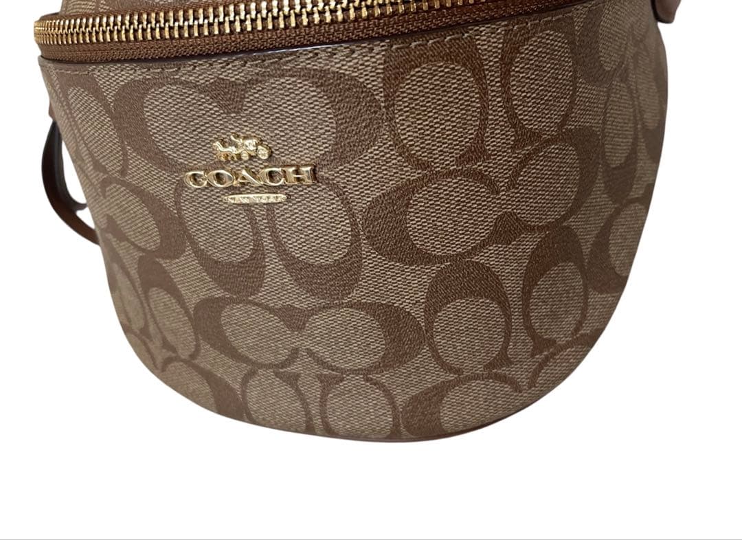 【美品】COACH コーチ　ボディーバッグ　ショルダーウエスト　チャーム付