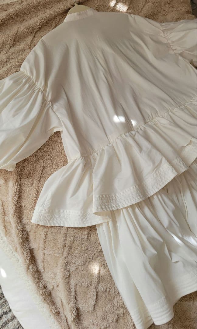 Acka. | フリルのシャツワンピース (F)