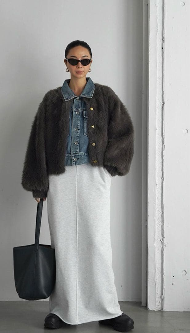 ERIKAroom306カーディガンnomineスカート