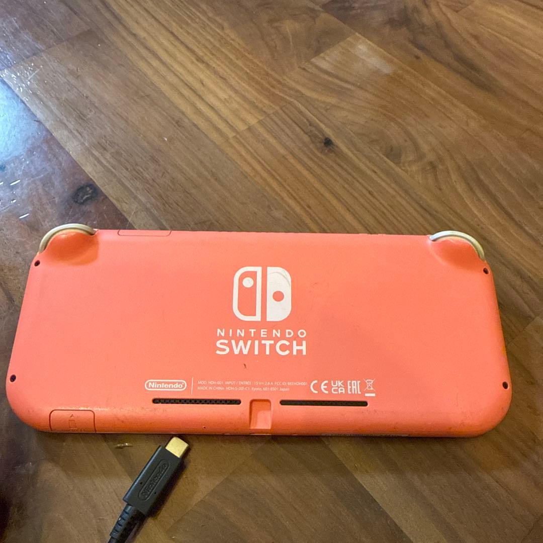 Nintendo Switch Lite ピンク本体 充電器付き
