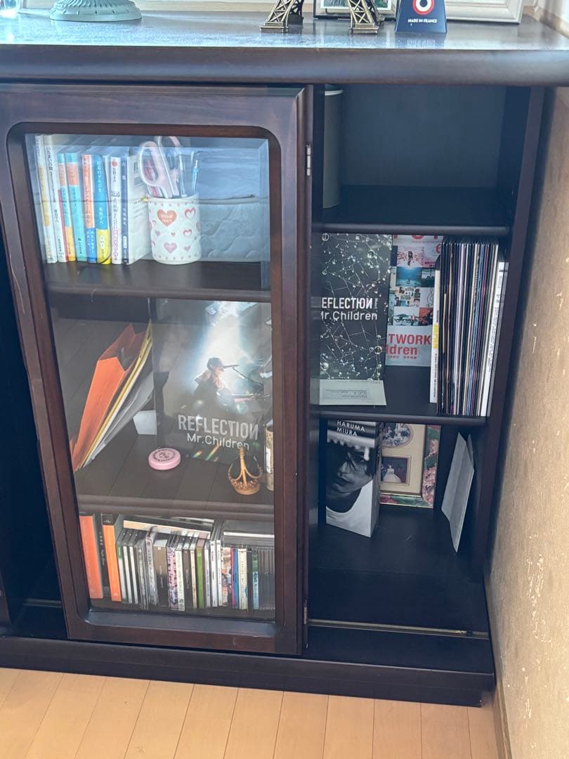 【再値下げしました】本棚／キャビネット　左右可動式　ガラス扉