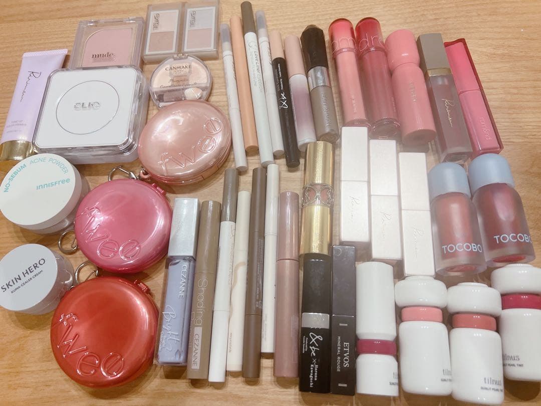 ｟総額60,000円以上｠コスメ42点　まとめ売り