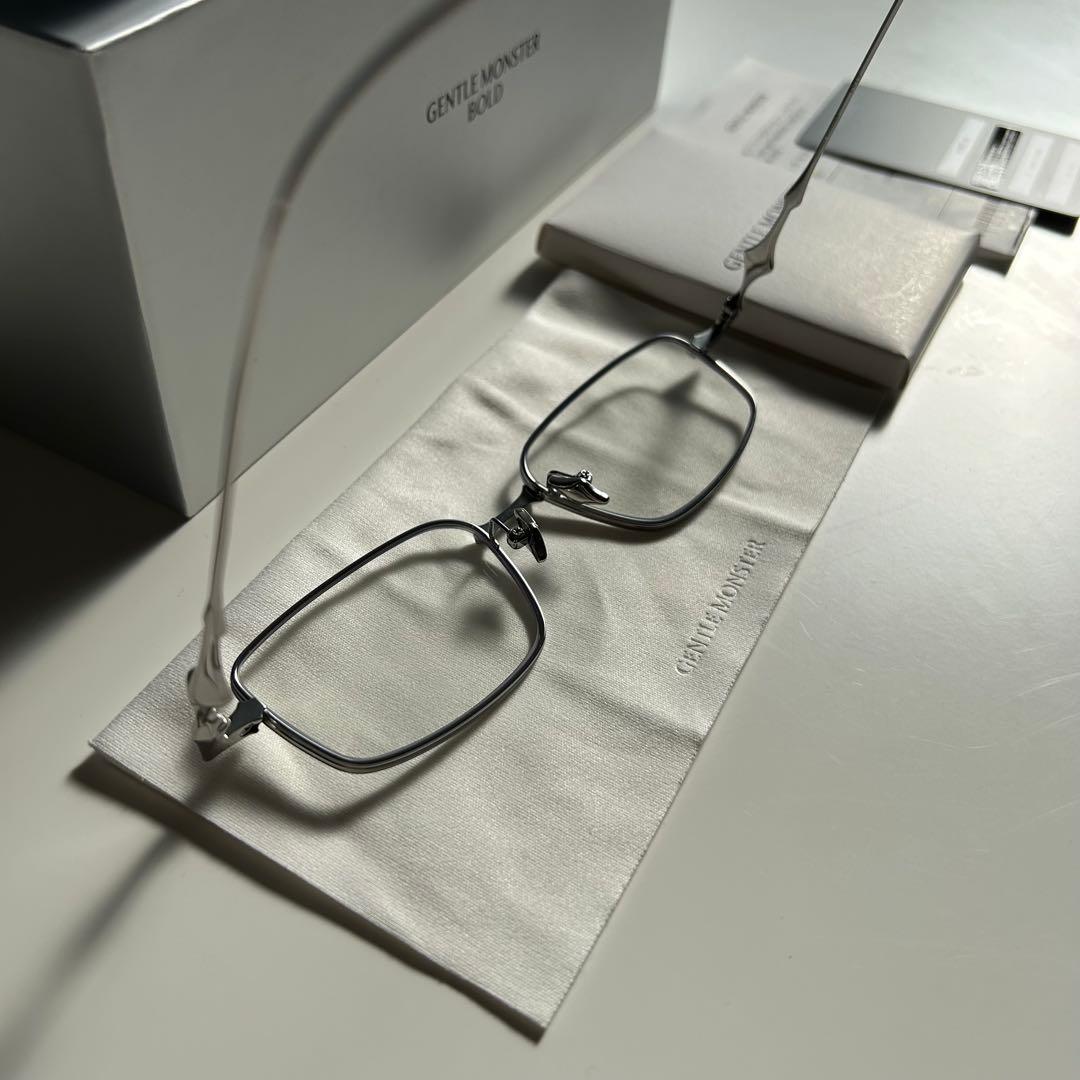 GENTLE MONSTER BOLD Atomic02 クリア