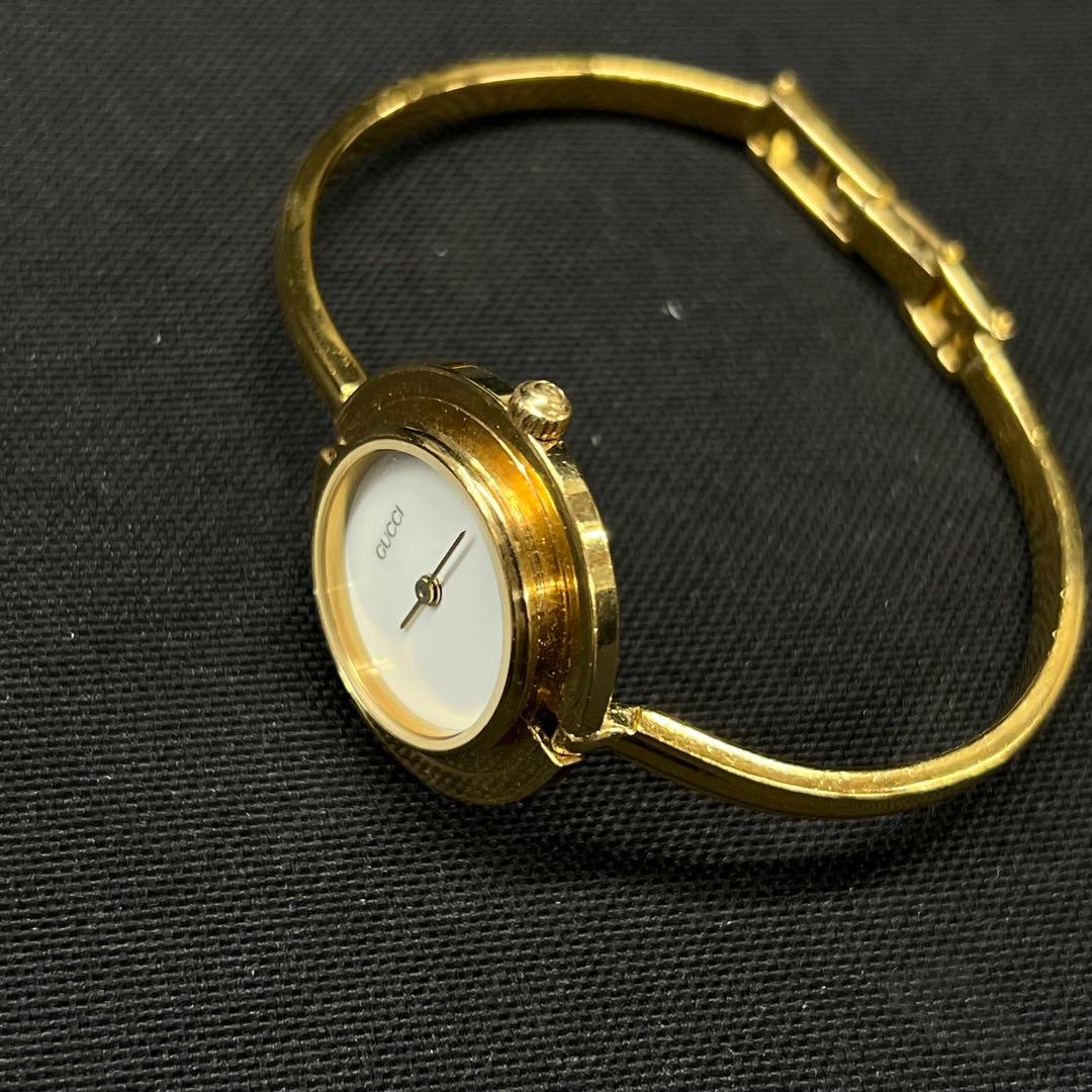 M*6様 hk【used】GUCCI グッチ　時計　電池切れ　バングルウォッチ