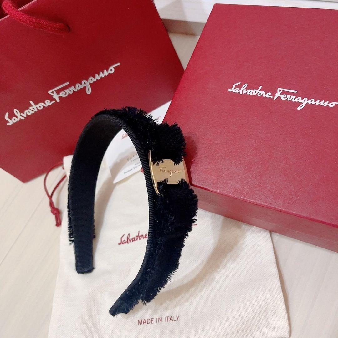 ferragamo フェラガモ　カチューシャ　リボン　ブラック　フリル　レア