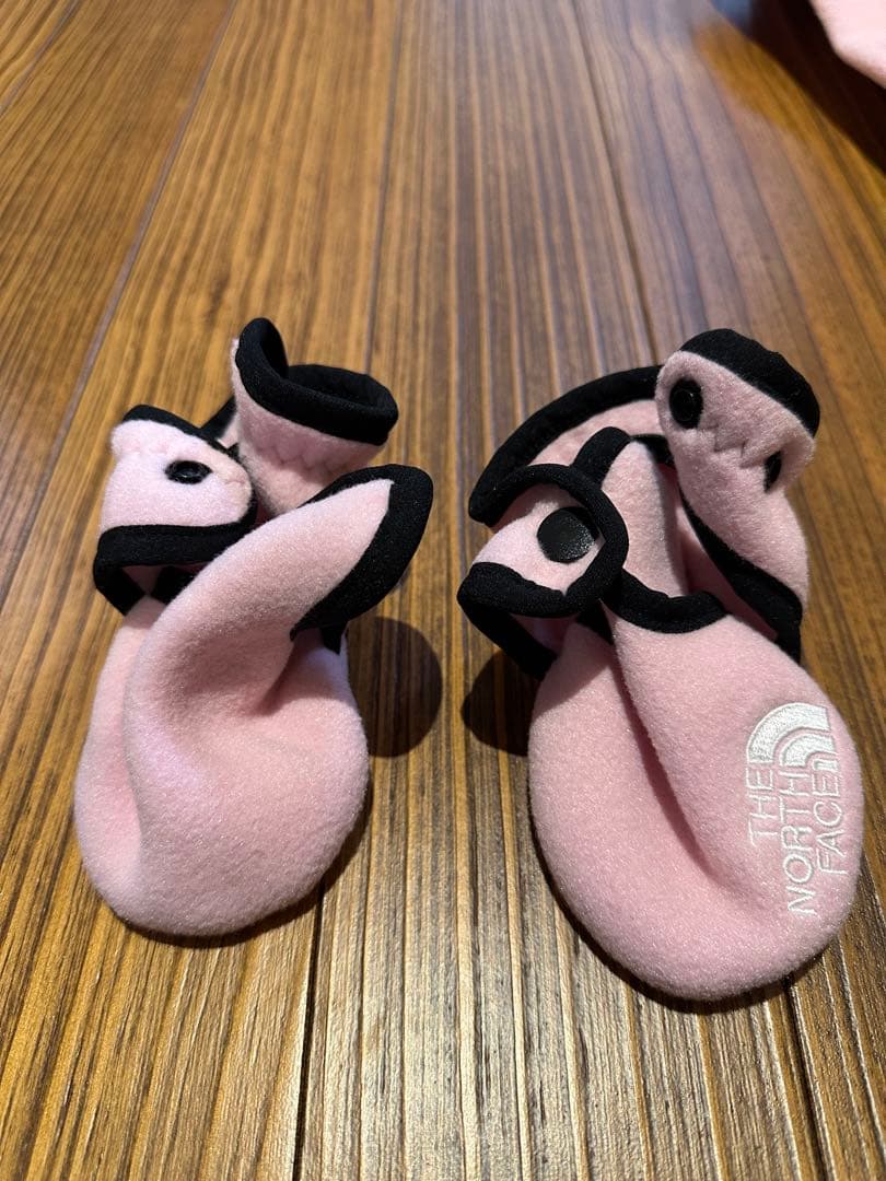 12-18ヶ月サイズ ノースフェイス ロンパース