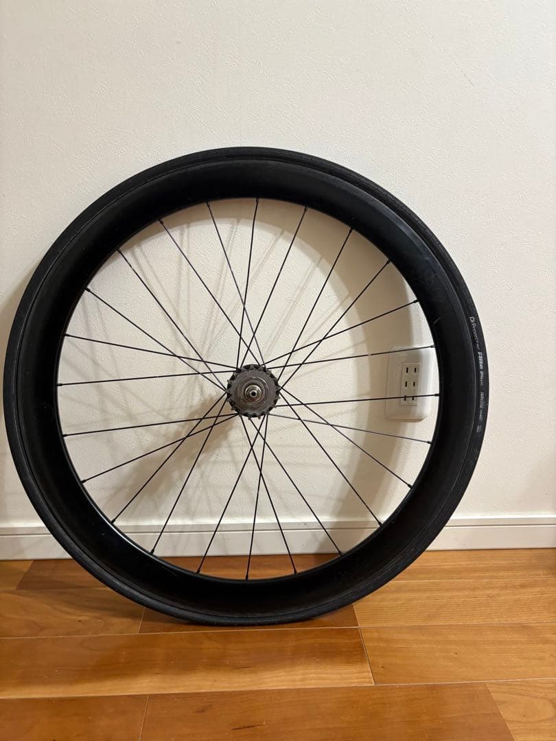 ピスト　カーボンホイール