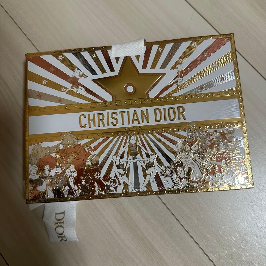 クリスマスコフレ2025 ディオール　ホリデー　オファー 限定　ギフトセット