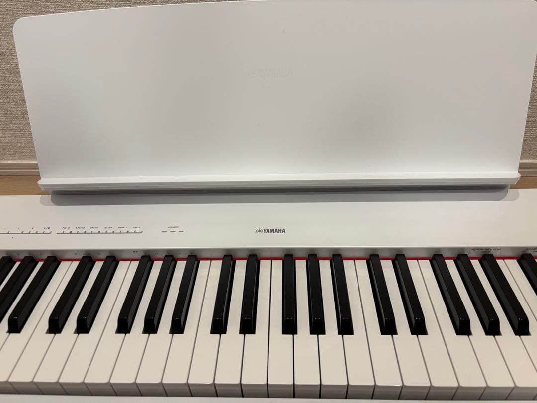 2025年9月購入 YAMAHA 電子ピアノ P-225 WH ホワイト