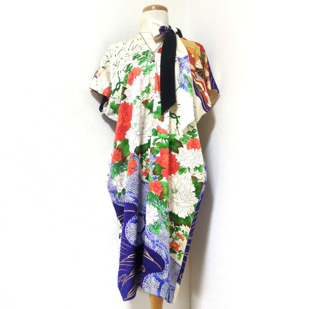 ムーミン様☆アイボリー花鳥と菊 振袖リメイクV開きワンピ*