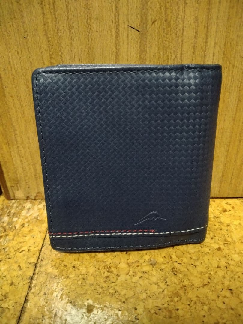 KUSHITANI クシタニ　ファスナー付き財布　P-4323 カーボンネイビー