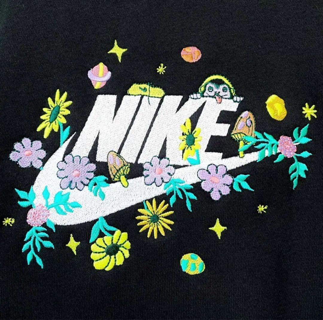 NIKE ナイキ 花柄 刺繍 スウェット トレーナー センターロゴ 黒 M