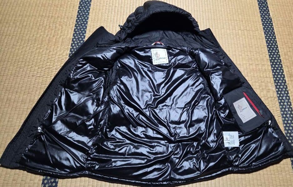は*な様 モンクレール メンズ ダウンベスト 黒
