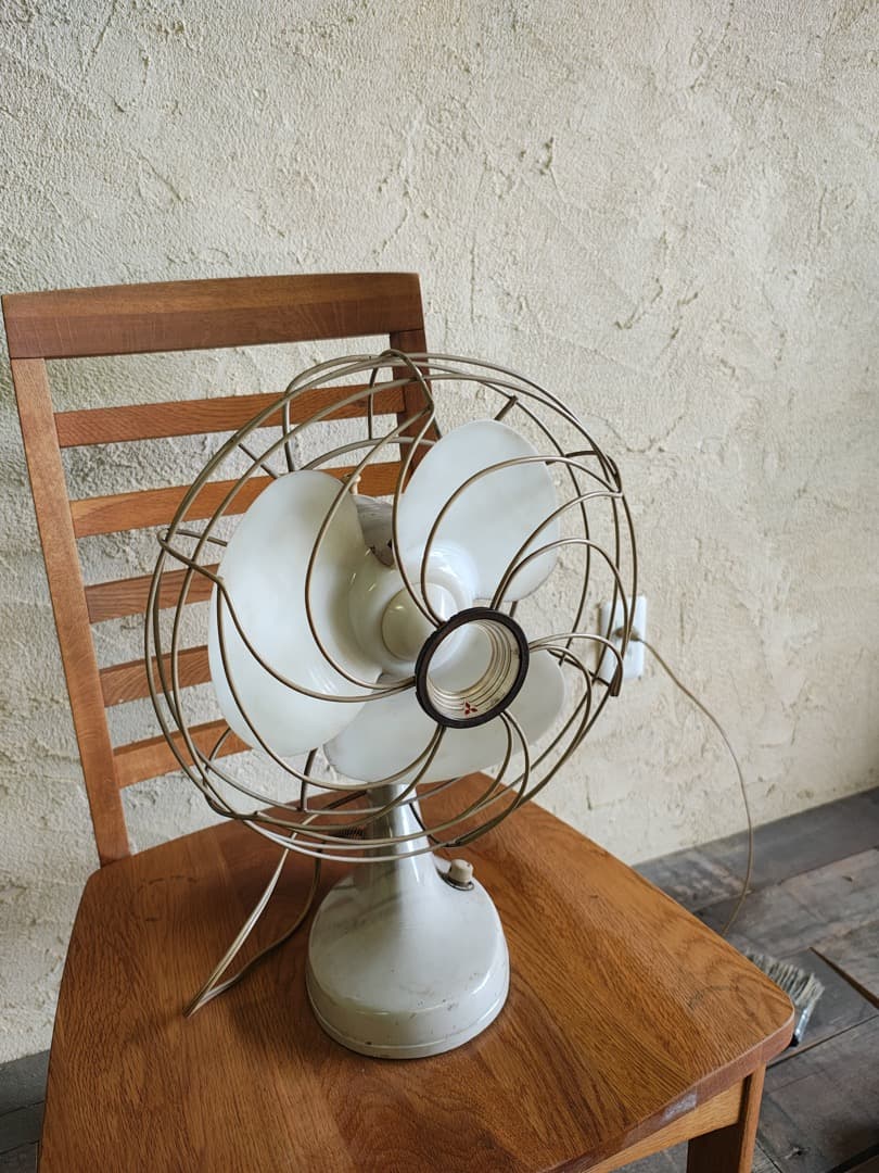 レトロ 卓上扇風機 ホワイト 　三菱　扇風機　M0164