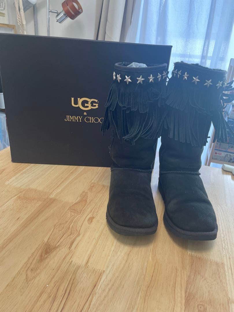 UGG/JIMMY CHOO フリンジ付きムートンブーツ 37