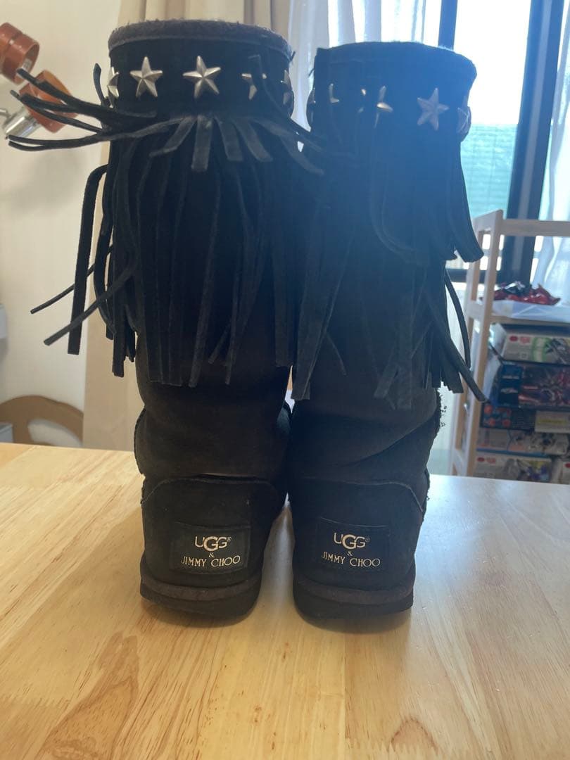 UGG/JIMMY CHOO フリンジ付きムートンブーツ 37