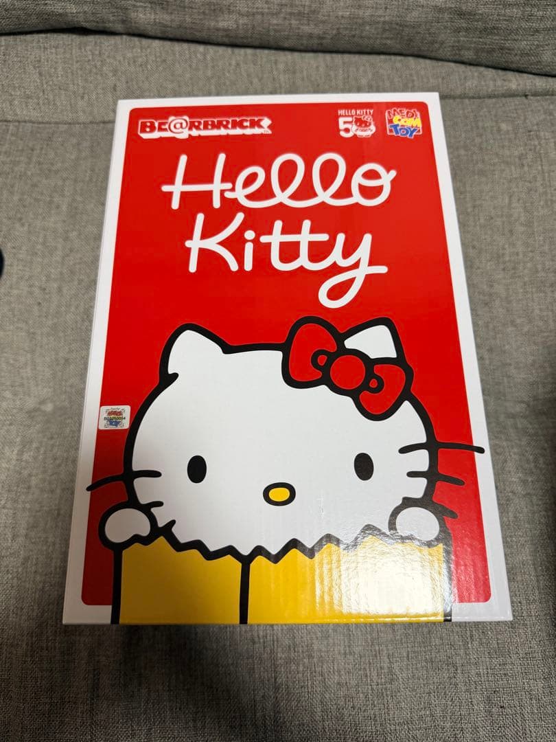 ハローキティ 50周年 限定ベアブリック400%