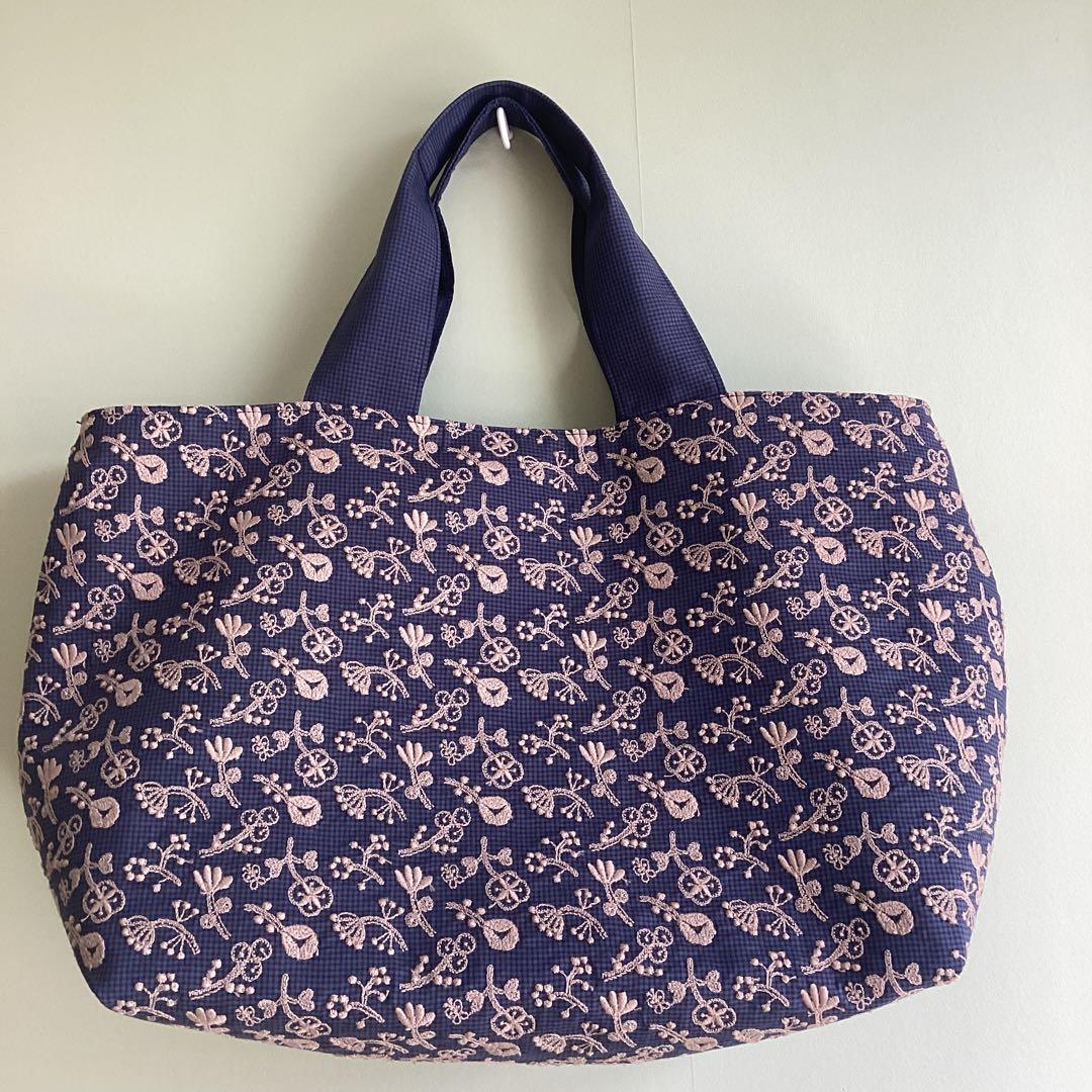 最新field of flower を両面に大きめトートバッグハンドメイド