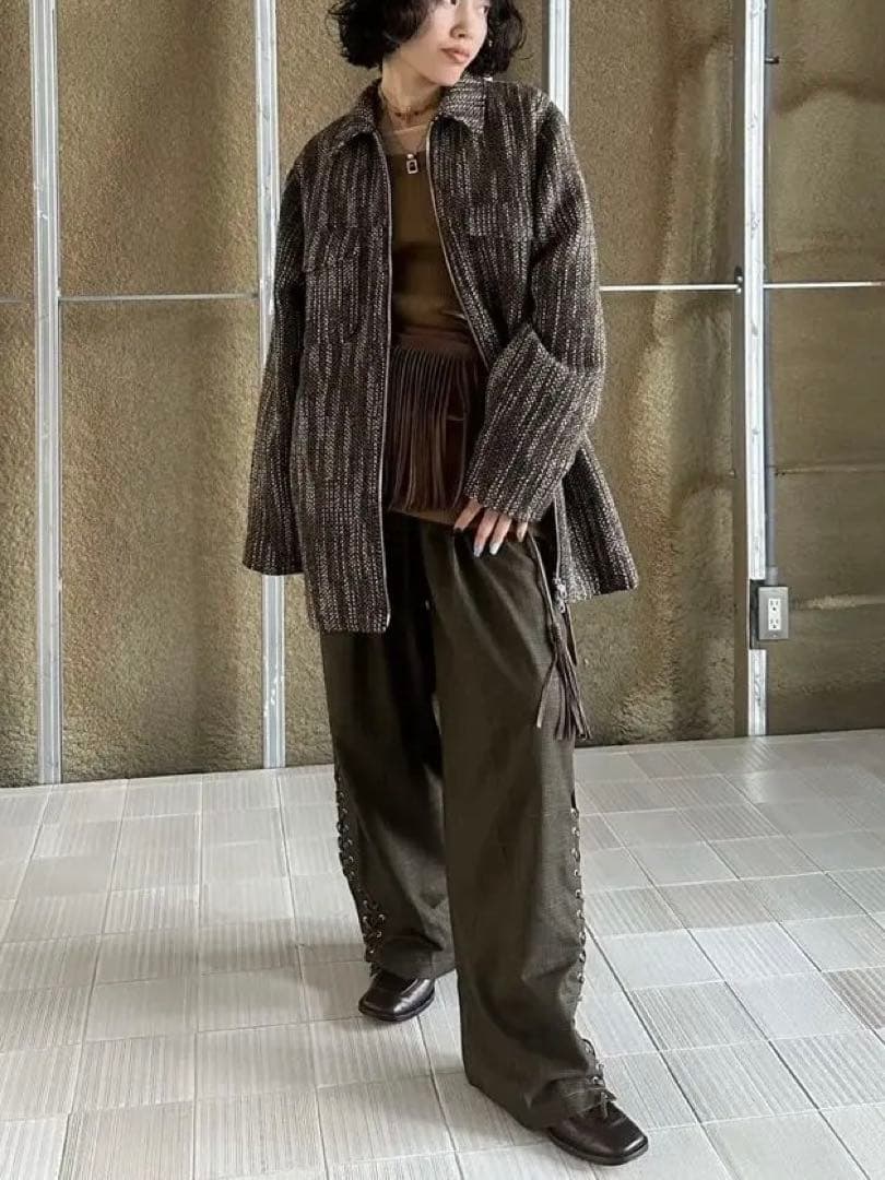 最終価格【新作タグ付き】elchele LACE UP BARREL PANTS