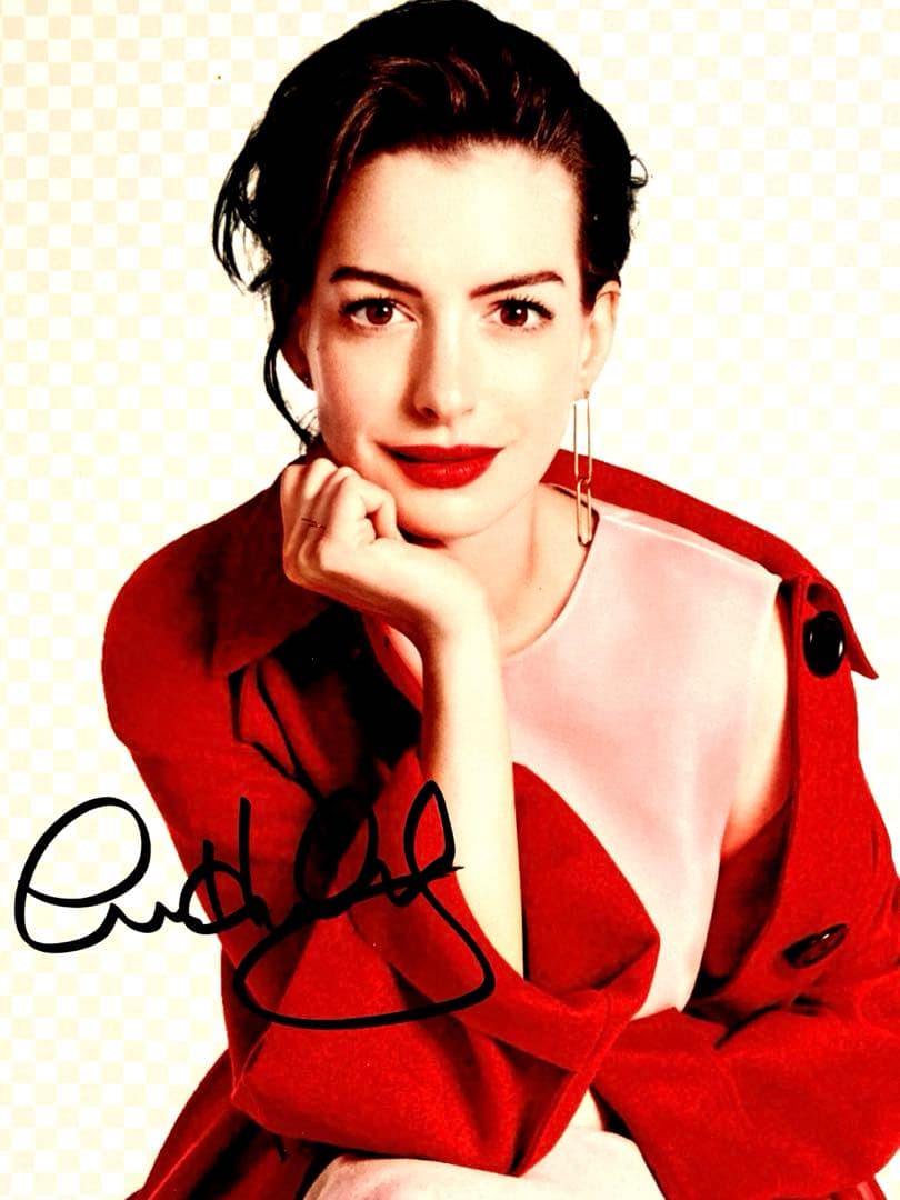 アン・ハサウェイ直筆サイン入り超大型写真…Anne Hathaway