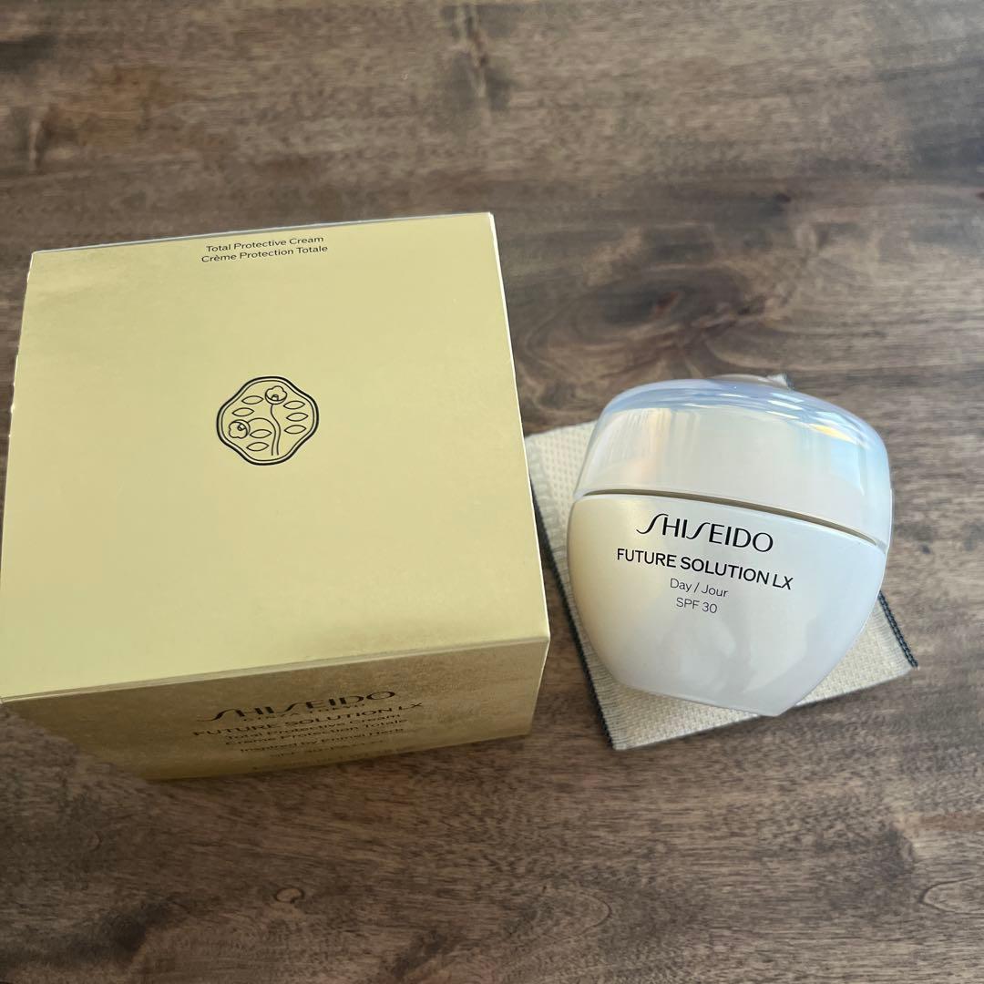 フューチャーソリューションLX