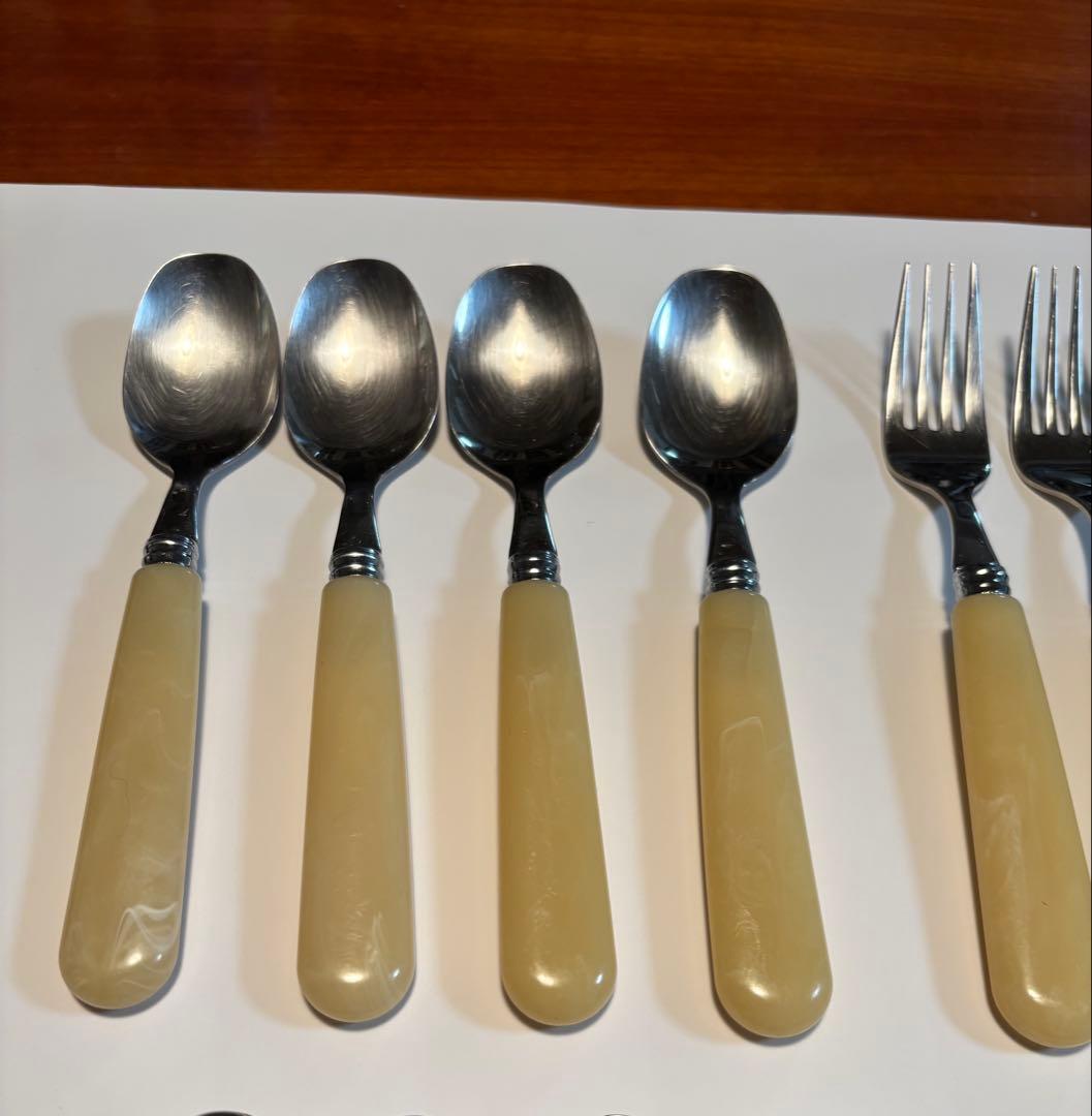 フランス　ベッソントリオ　PARISマーブルカトラリー　19本