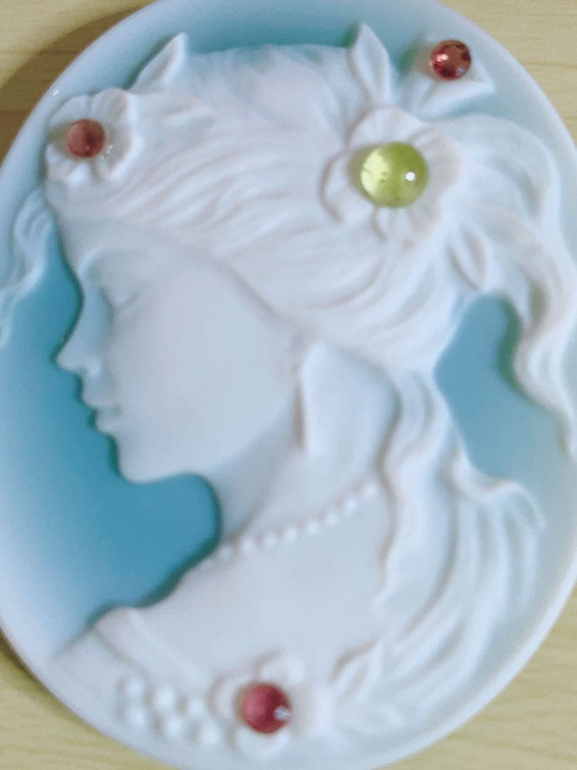 K18金天然石グリーン瑪瑙カメオペンダント　超ビッグサイズ