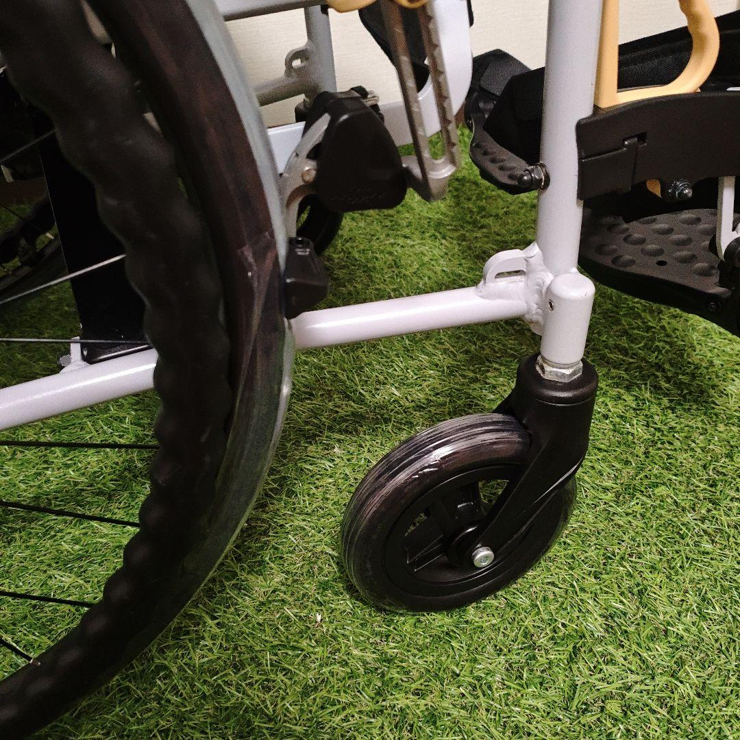 車椅子 日進医療器 多機能 ノーパンクタイヤ 自走型 NA-SU2W