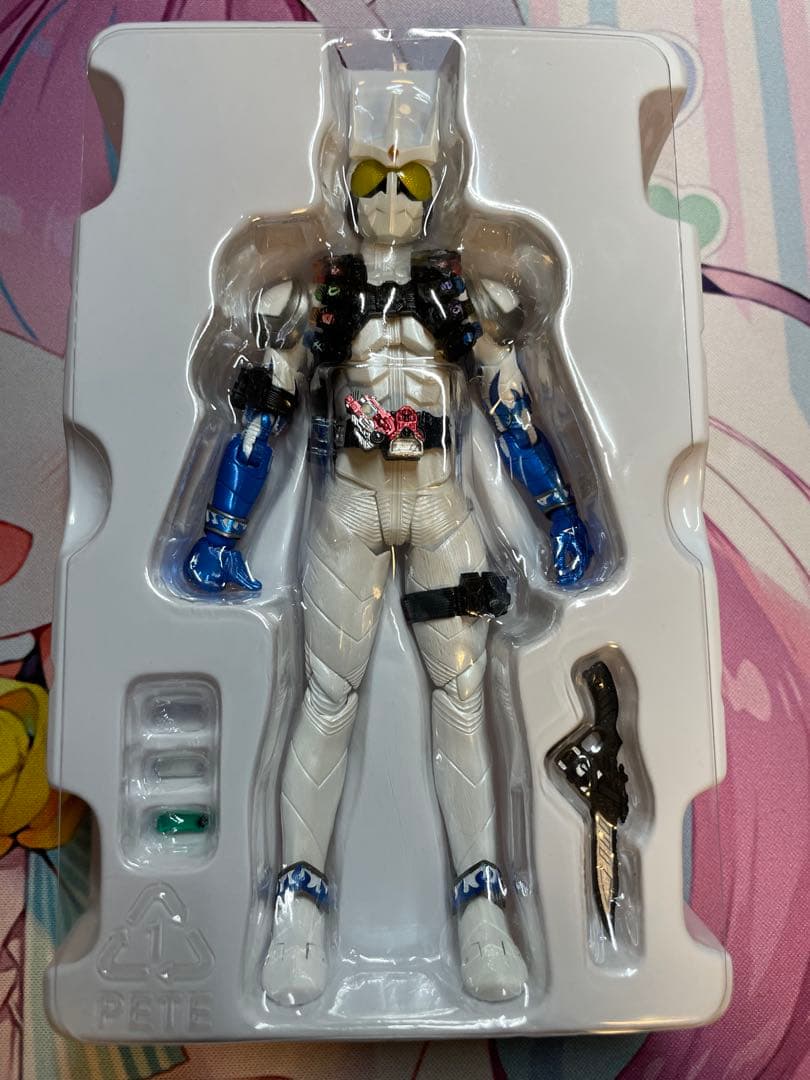 真骨彫 仮面ライダーエターナル