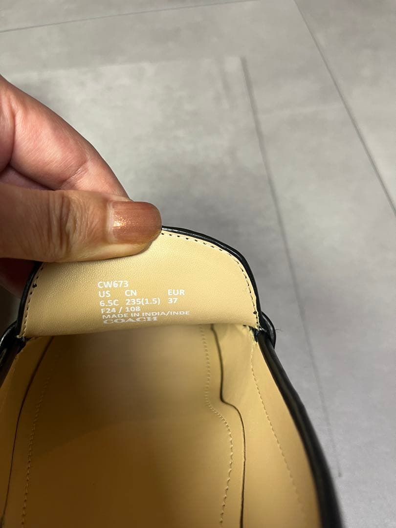 【値下げ】COACH ブラック ローファー 37