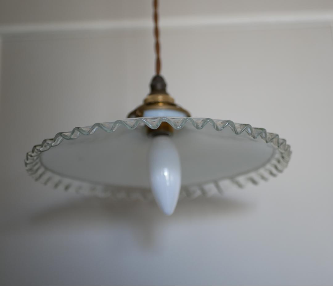 フランス　アンティーク　ペンダントランプ