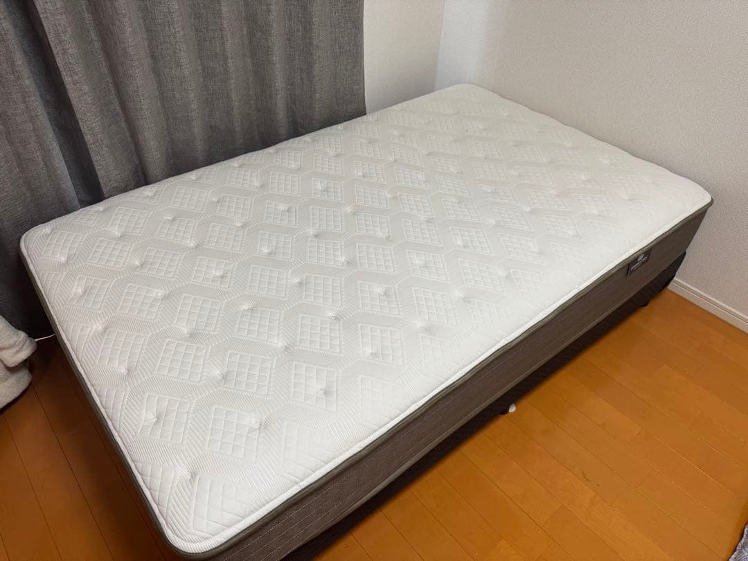 【大幅値下げ】レガリア（キングスダウン）セミダブルマットレスセット