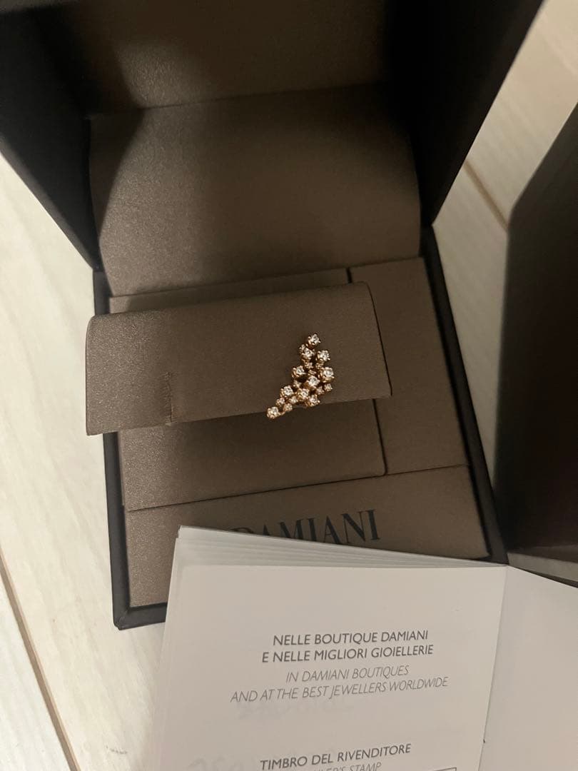 【超超美品】ダミアーニ　2025.5/26購入商品　ピアス　片耳　ミモザ