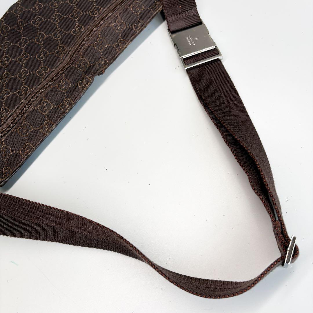 美品✨グッチ ボディバッグ ウェストポーチ ショルダー GG キャンバス レザー