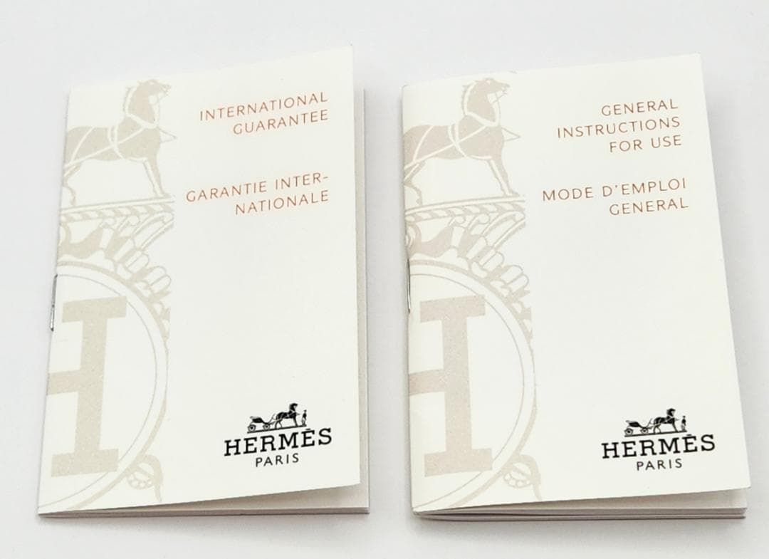 HERMES　CL4.220　エルメス　クリッパー　 Whiteシェル 保証書付