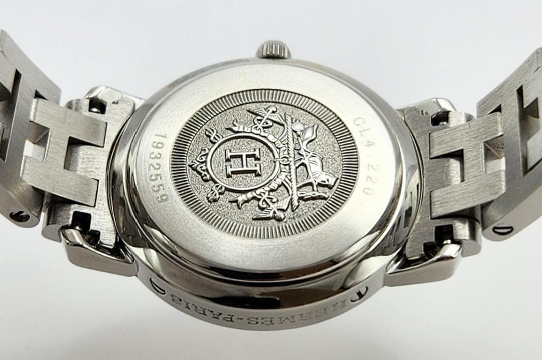 HERMES　CL4.220　エルメス　クリッパー　 Whiteシェル 保証書付