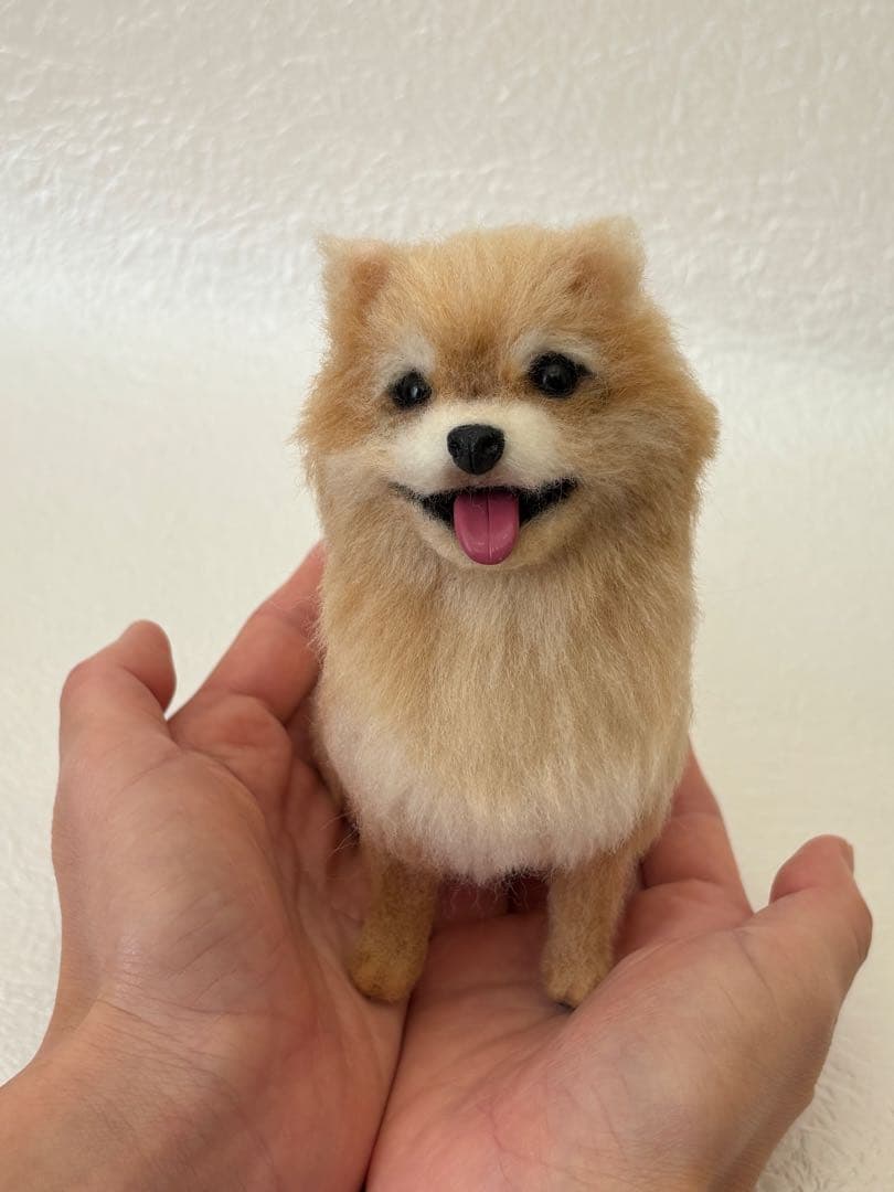 羊毛フェルト犬: 手のひらサイズポメラニアン/ハンドメイド